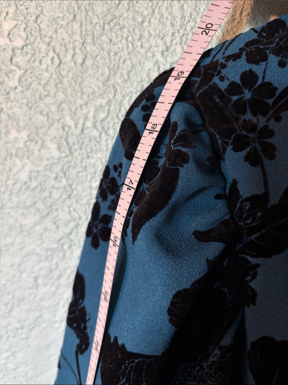 Liz Claiborne Blue Teal Floral Velvet Burnout Tie-Neck Dress Women’s Size 8 - Picture 7 of 7